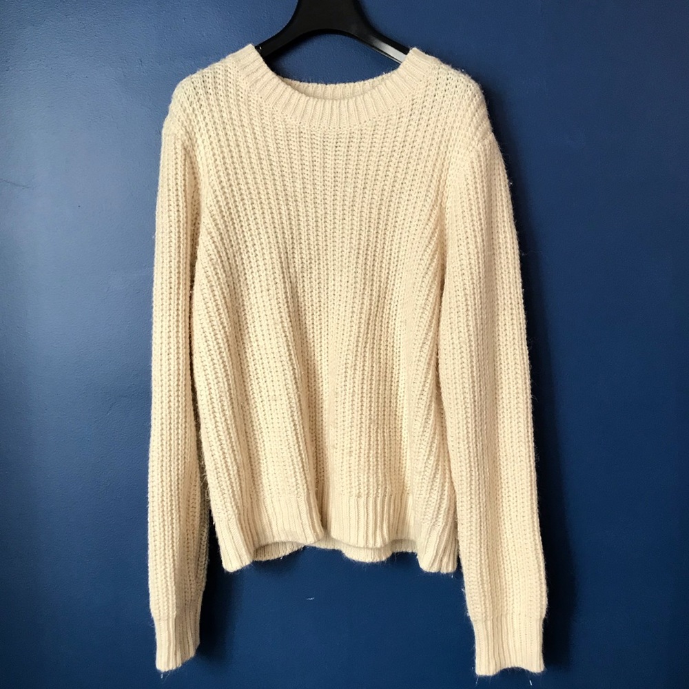 Forever 21 Cream Knit Sweater Size L